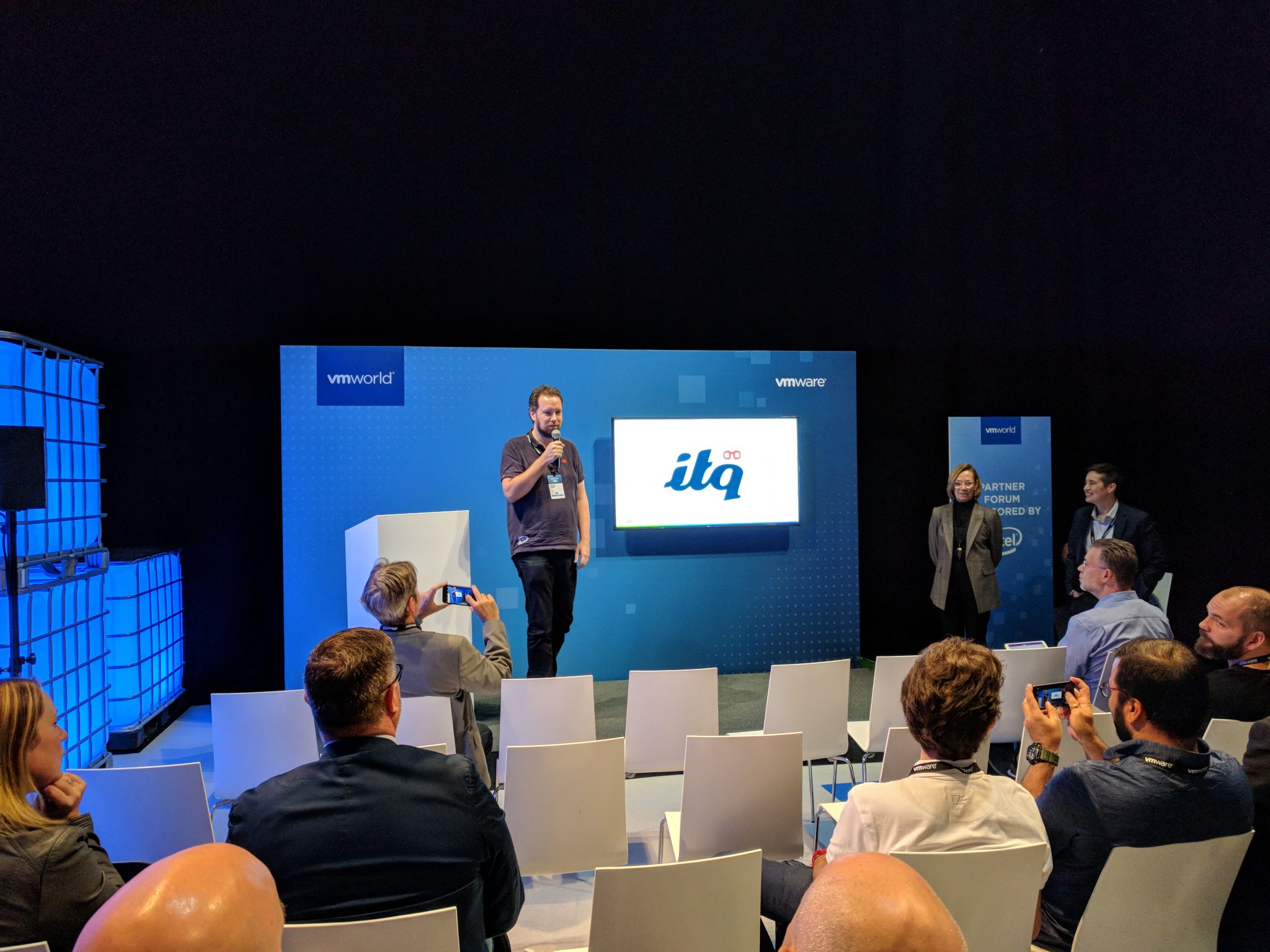 VMworld 2018 EU - Ruurd Keizer Sharing Experience about using VMware Pivotal Container Service (PKS)