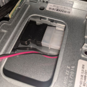 HPE ProLiant DL20 Gen9 - Satadom installation - power HPE ProLiant DL20 Gen9 - Satadom installation - power